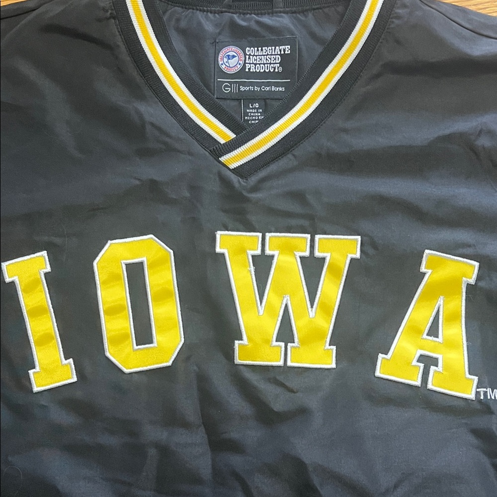 Iowa Black Jacket - Picture 3 of 6